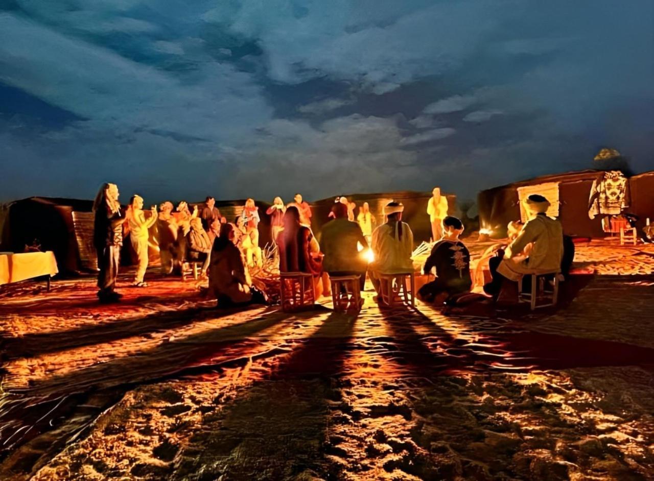 Exceptional Luxury Camp 호텔 메르주가 외부 사진
