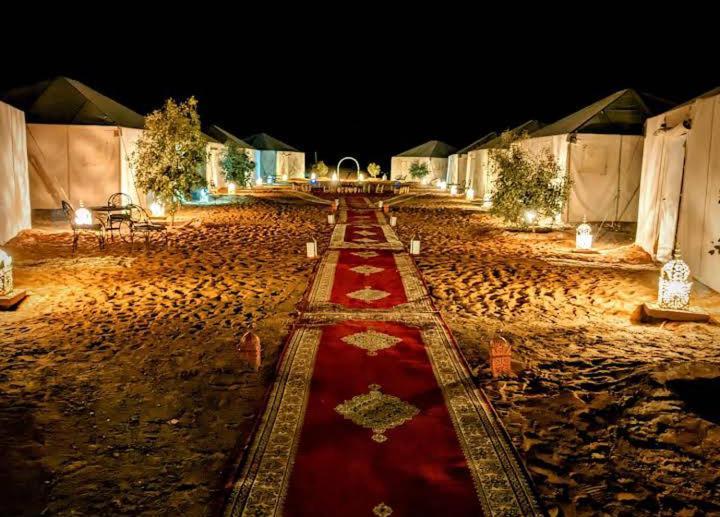 Exceptional Luxury Camp 호텔 메르주가 외부 사진